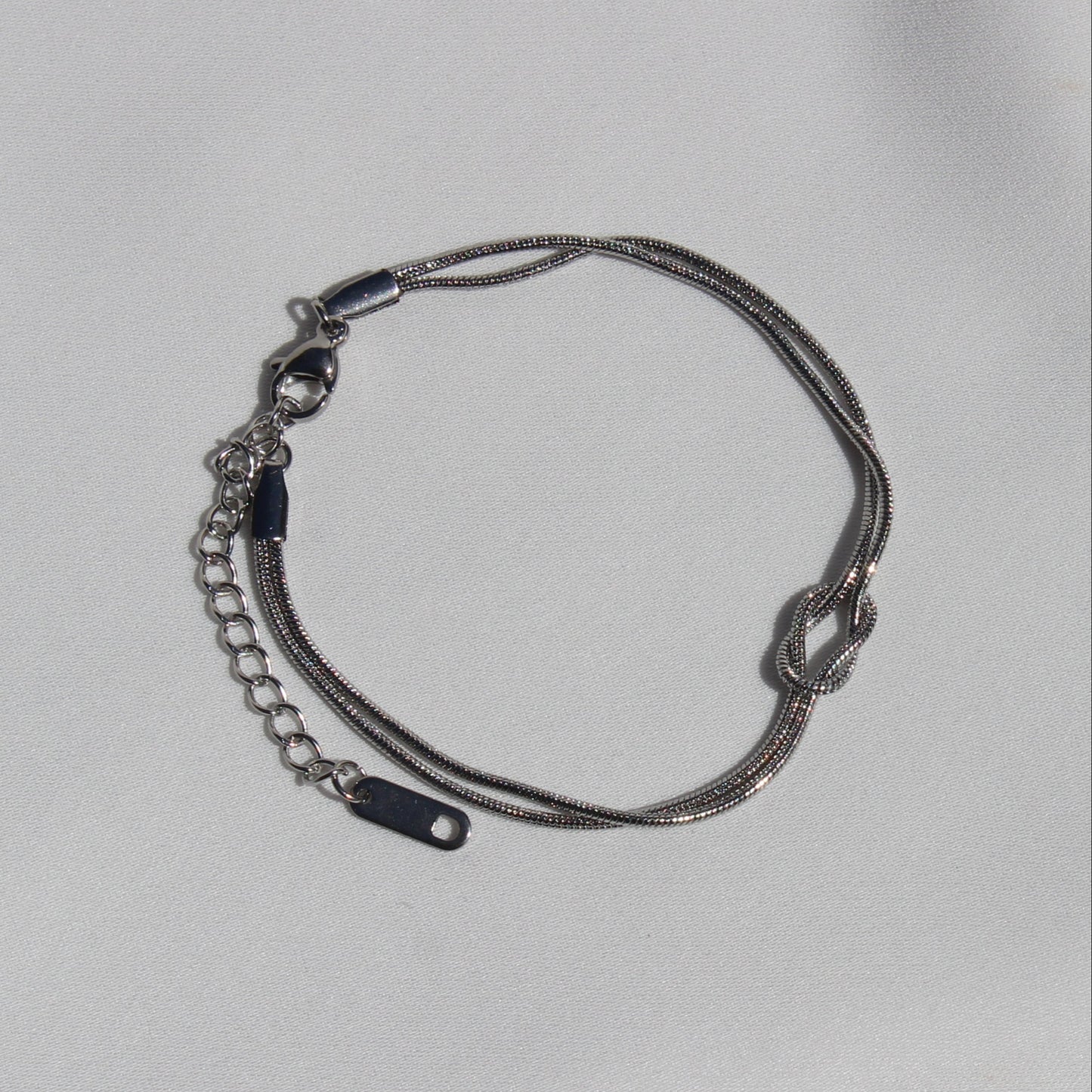 Knot Bracelet Silver