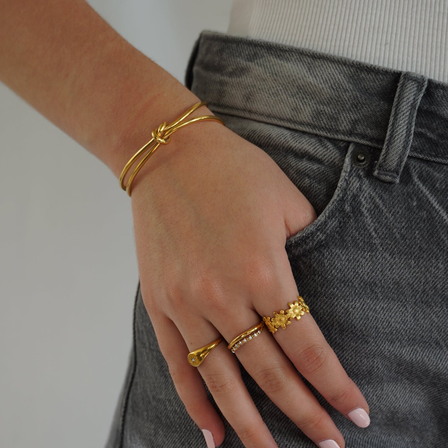 Knot Cuff