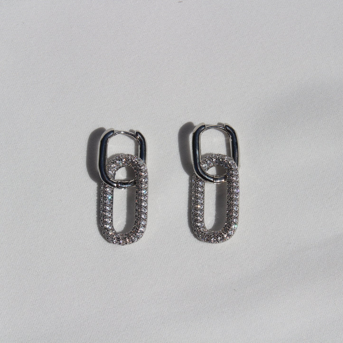 Oval Huggies Silver
