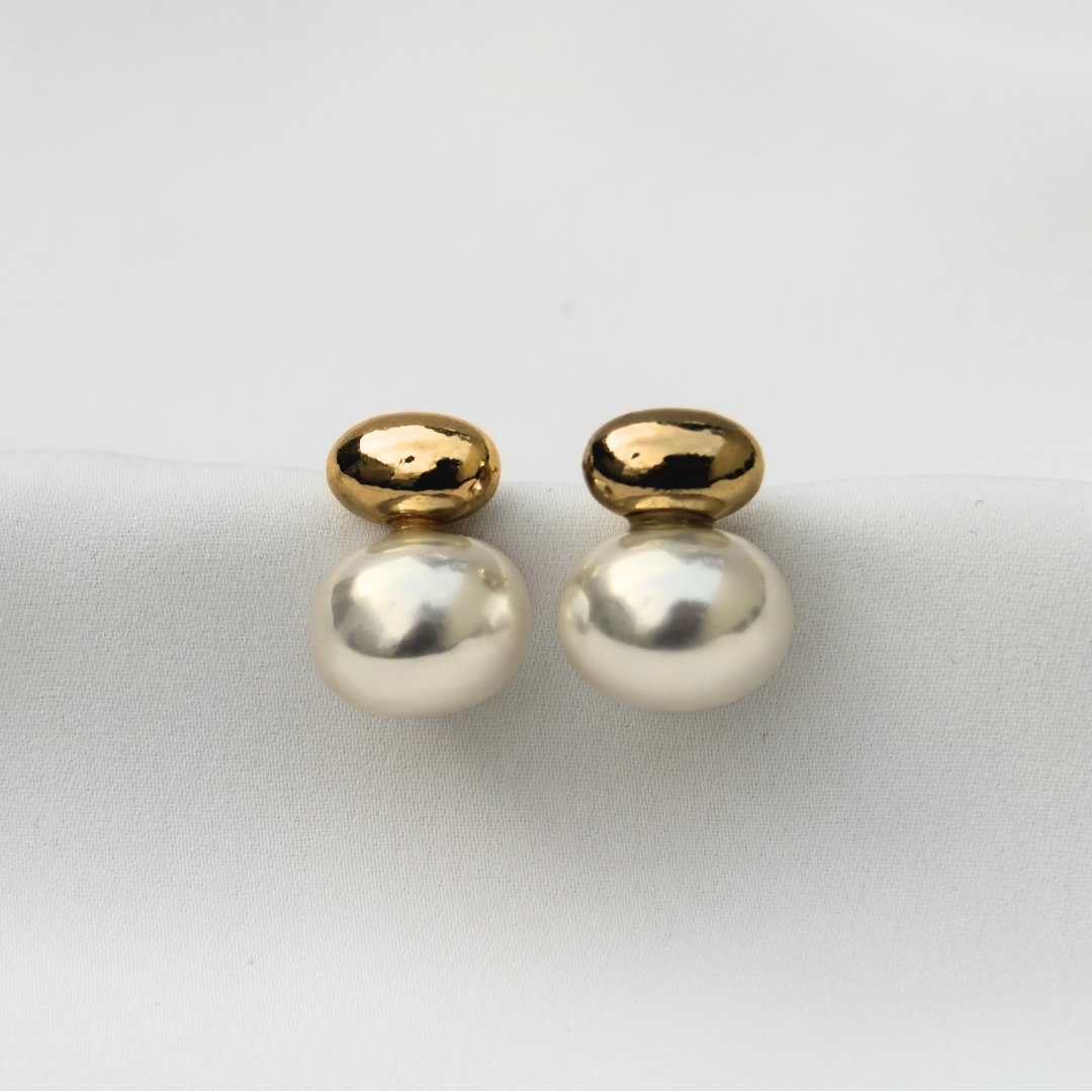 Pearl Button Studs