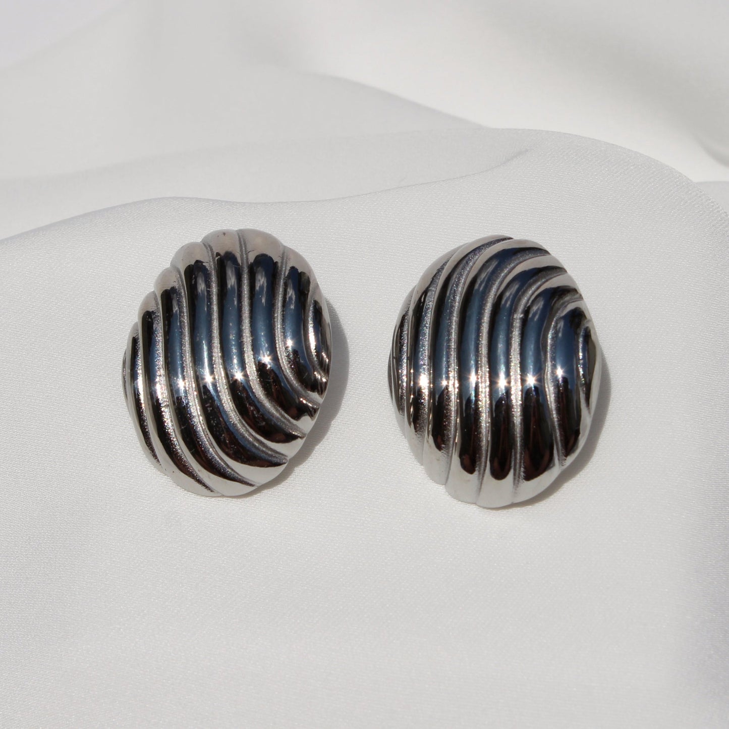 Oval Textured Earrings Silver